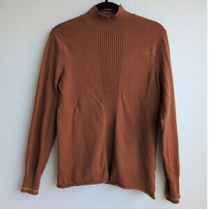 Liv Outdoors Mockneck Lightweight Sweater in Rust Brown Sz M